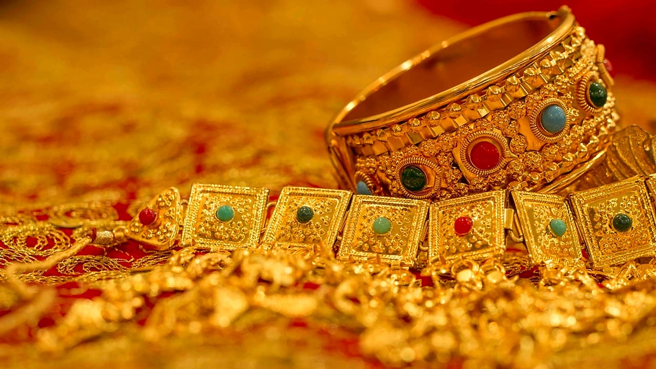 Release Pledged Gold — Stop paying hefty interest.